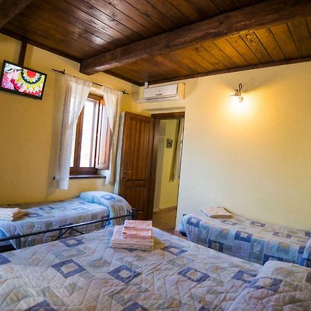 מלון Petrignano Agriturismo Il Podere מראה חיצוני תמונה