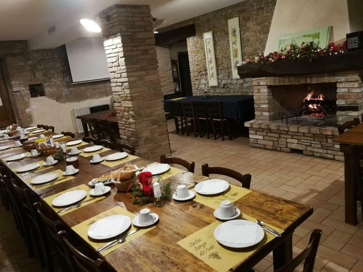 מלון Petrignano Agriturismo Il Podere מראה חיצוני תמונה