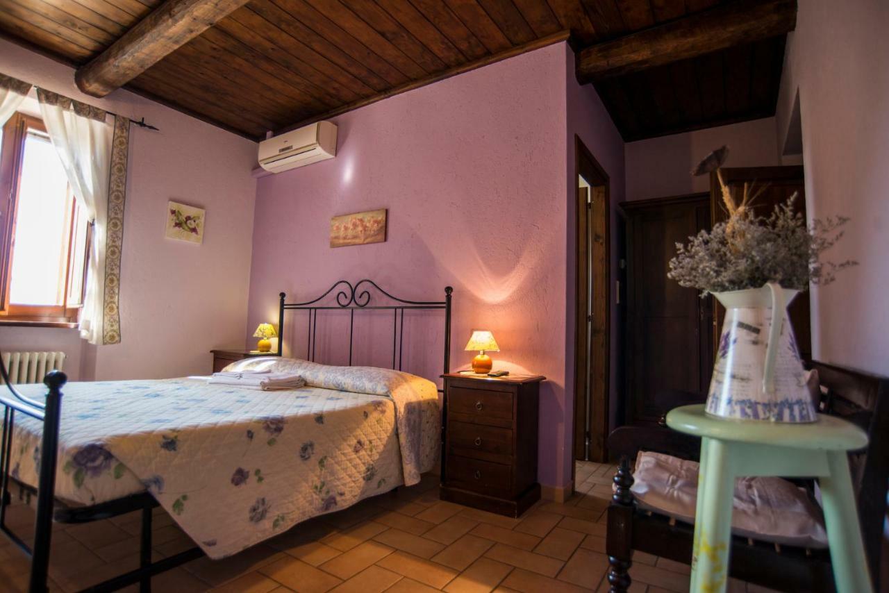 מלון Petrignano Agriturismo Il Podere מראה חיצוני תמונה