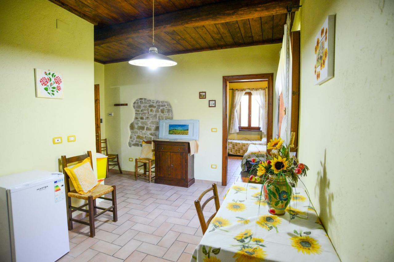 מלון Petrignano Agriturismo Il Podere מראה חיצוני תמונה